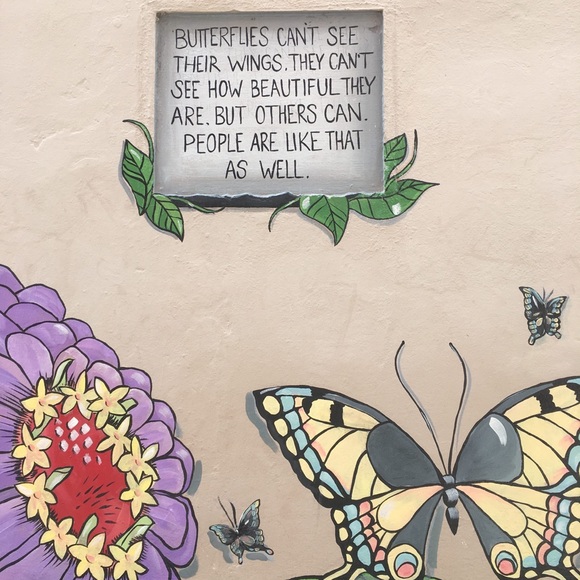 Meet your Posher - Picture 6 of 7